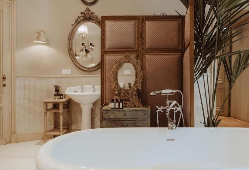 Junior Suite, Cobergher