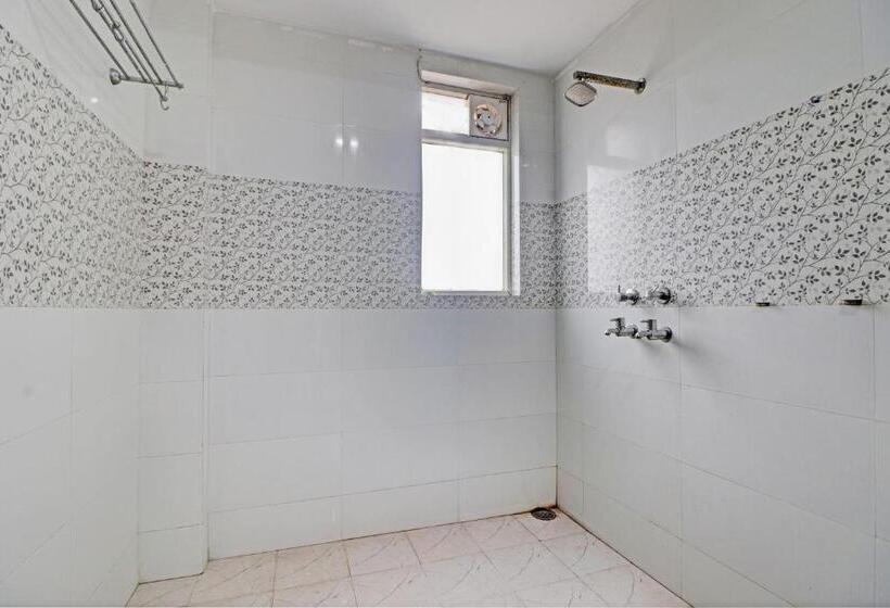 Трехместный Номер Классика, Grand Townhouse