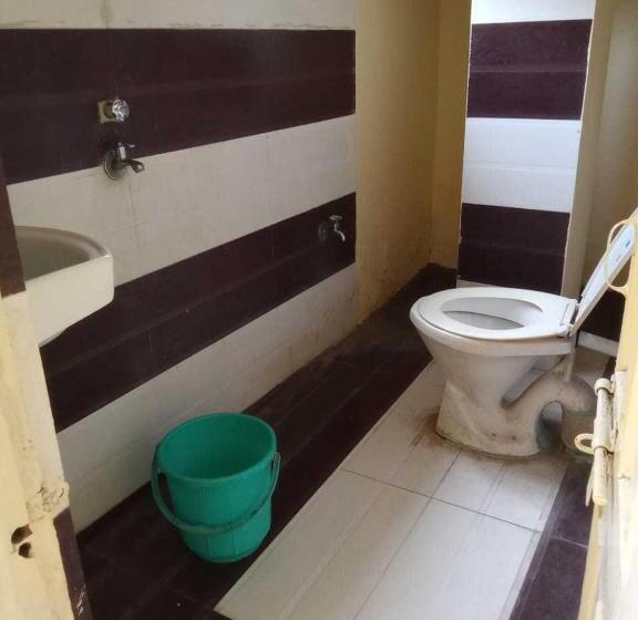 اتاق کلاسیک سه تخته, Spot On Hotel Ellora
