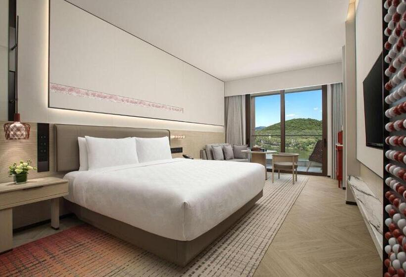 标准间, Hualuxe Hotels And Resorts Sanya Yalong Bay Resort, An Ihg