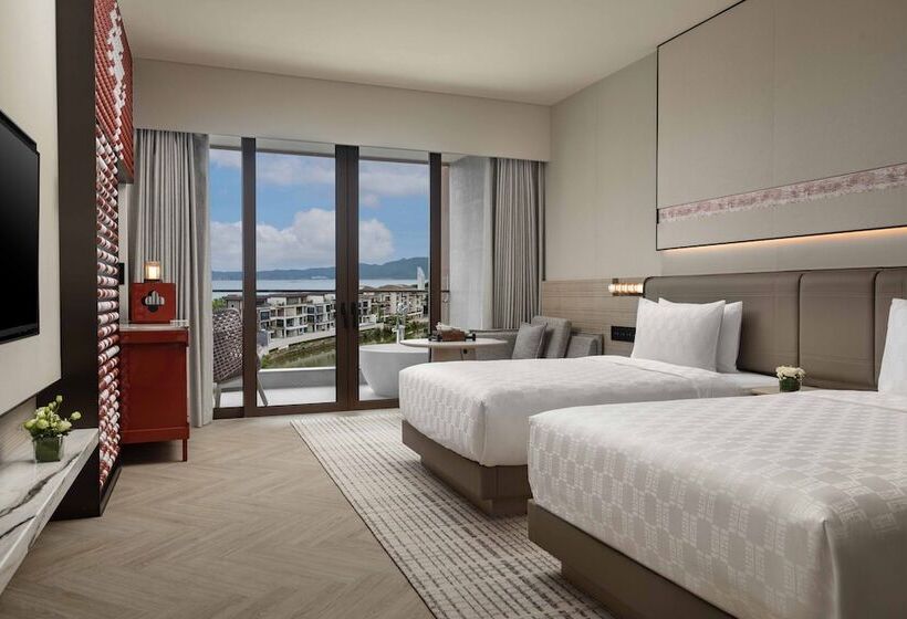 标准间带湖景, Hualuxe Hotels And Resorts Sanya Yalong Bay Resort, An Ihg