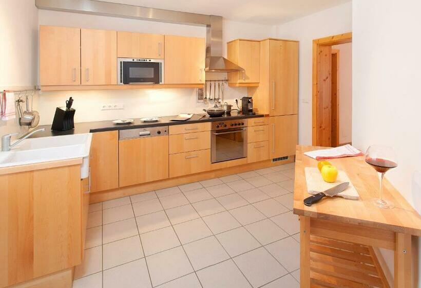 Апартаменты 2 Спальни с Балконом, Appartementhotel Am Weissensee