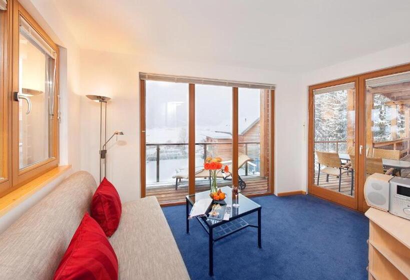 Люкс с Балконом, Appartementhotel Am Weissensee