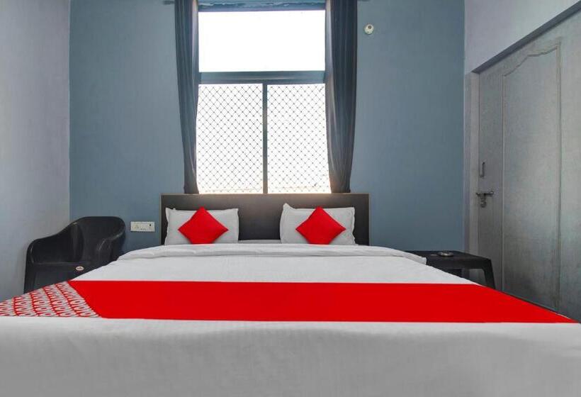 三人经典房间, Oyo Flagship The Aana Inn