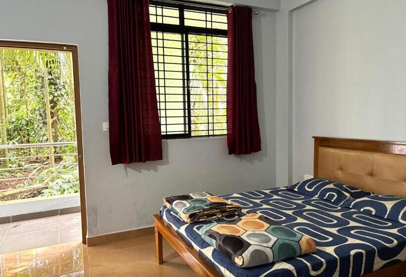 Номер Стандарт, Sri Swarna Darvi Lodge Horanadu