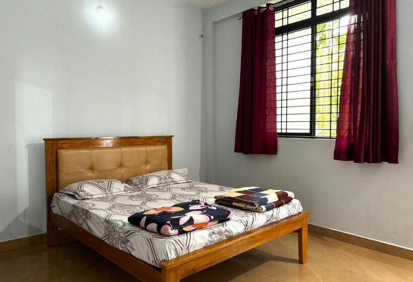 Номер Стандарт, Sri Swarna Darvi Lodge Horanadu