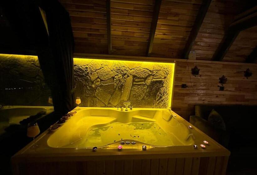 Номер Deluxe Кровать Кинг, Ri̇ver Si̇de Bungalov