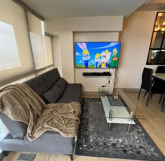 Студия Deluxe, Eastwood Global Plaza Luxury Residences In 43rd Floor With City Sky View