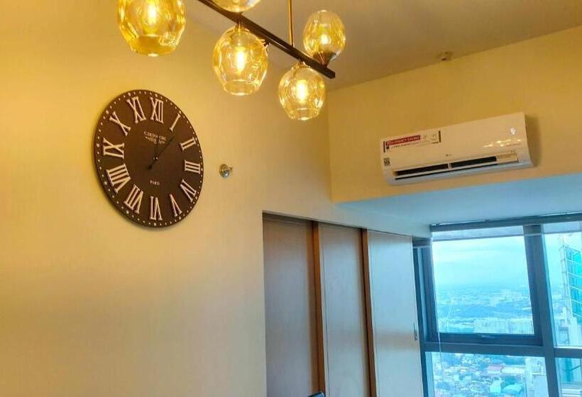 Студия Deluxe, Eastwood Global Plaza Luxury Residences In 43rd Floor With City Sky View