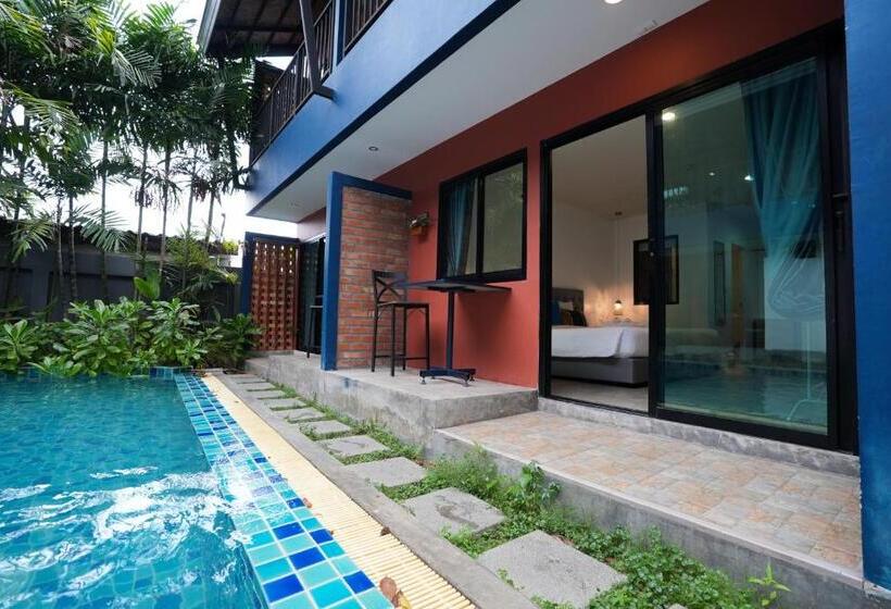 Номер Deluxe, Kraam Silhouette Hotel And Cafe Phuket