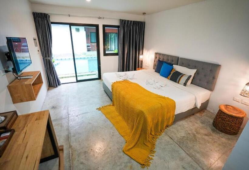 Номер Deluxe, Kraam Silhouette Hotel And Cafe Phuket