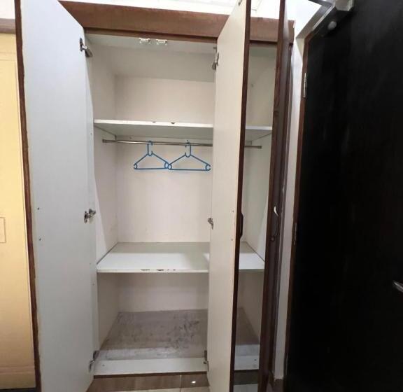 豪华房间, Raja Residency