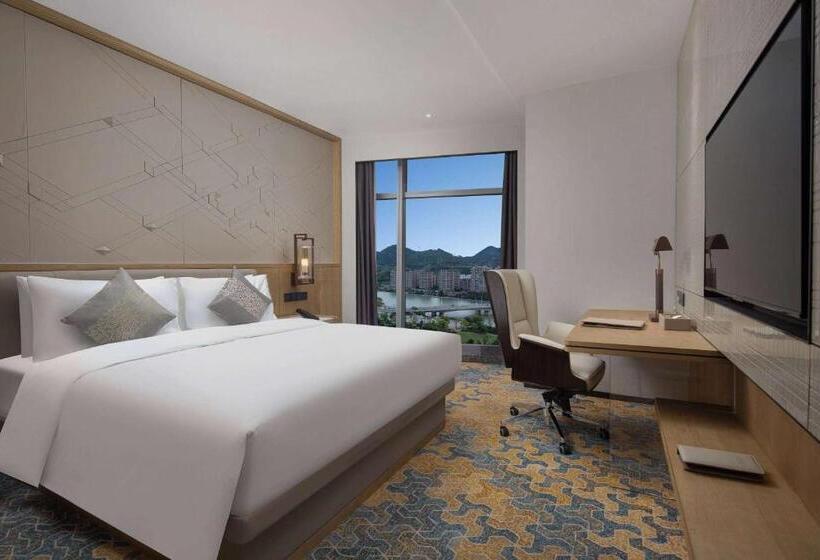 Номер Executive Кровать Кинг, Wyndham Longquan Downtown