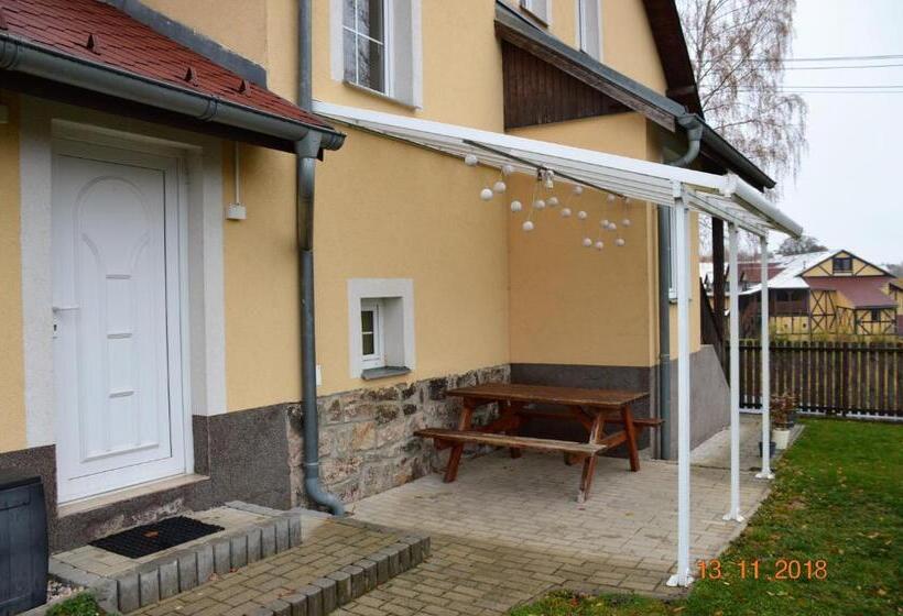 Вилла 1 Спальня, Penzion Pod Kostelem
