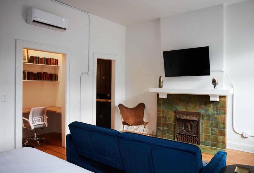 침실 1개 아파트, Library Square Suites