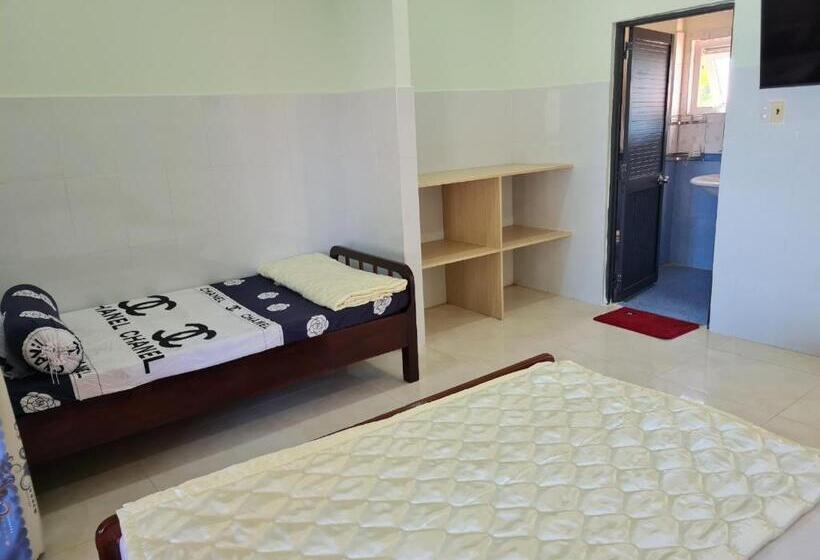 اتاق سه نفره دلوکس با چشم‌انداز دریا, Texas Corner Resort