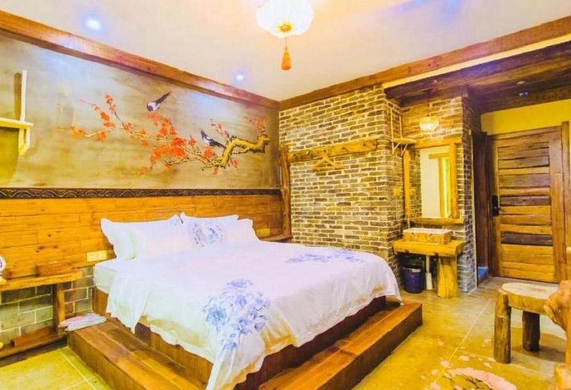 Номер Deluxe, Butterfly Flowers Inn  One Way Free Pick Up From Airport Over 2 Nights