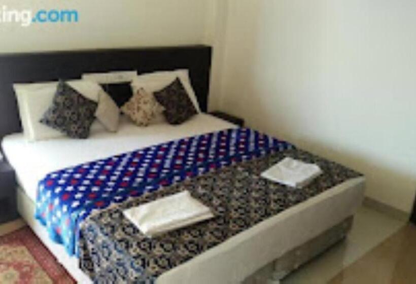 Номер Deluxe, The Residency,amarkantak