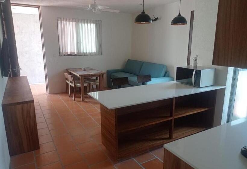 Bungalow Standard, Aurelia