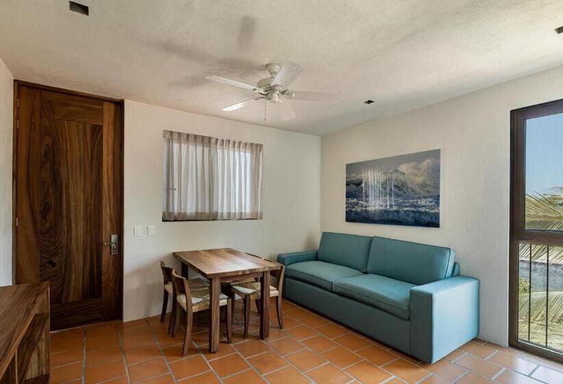 Bungalow Standard, Aurelia