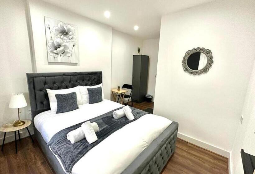 Номер Стандарт, Hounslow Suites   Tw3