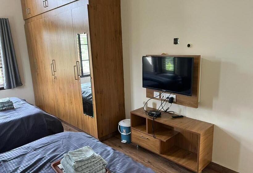 带共用浴室的标准房间, River House Farmstay