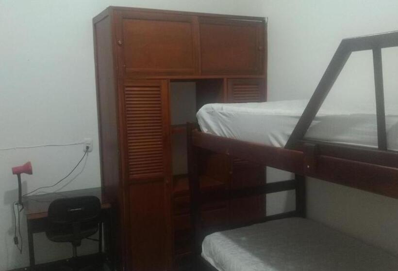 Habitación Cuádruple Estándar, Casa San Alonso