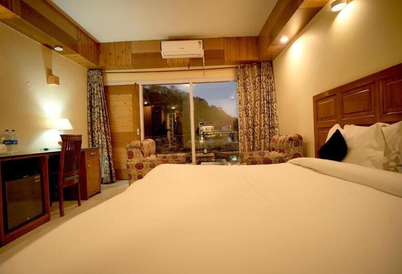 발코니 디럭스 룸, Shivalik Hotel And Resorts