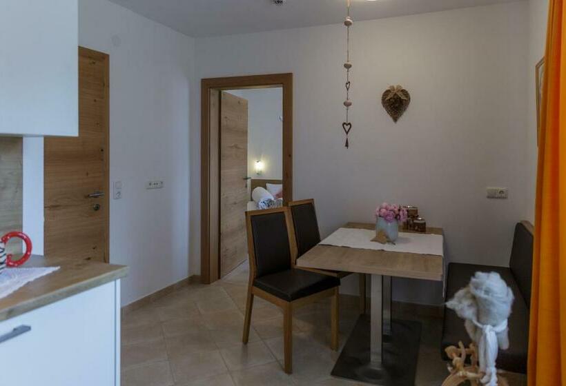 Апартаменты 2 Спальни с Балконом, Apartments Gannerhof
