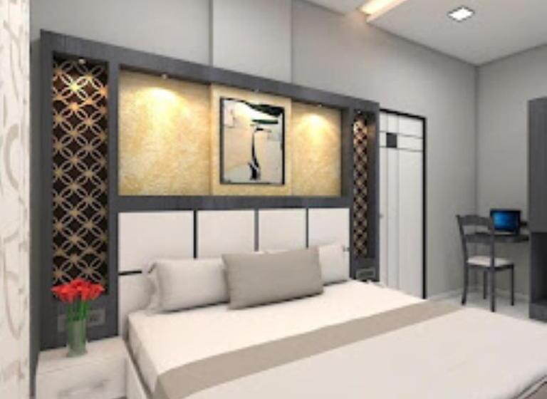 Люкс, Vardan Residency, Ratnagiri