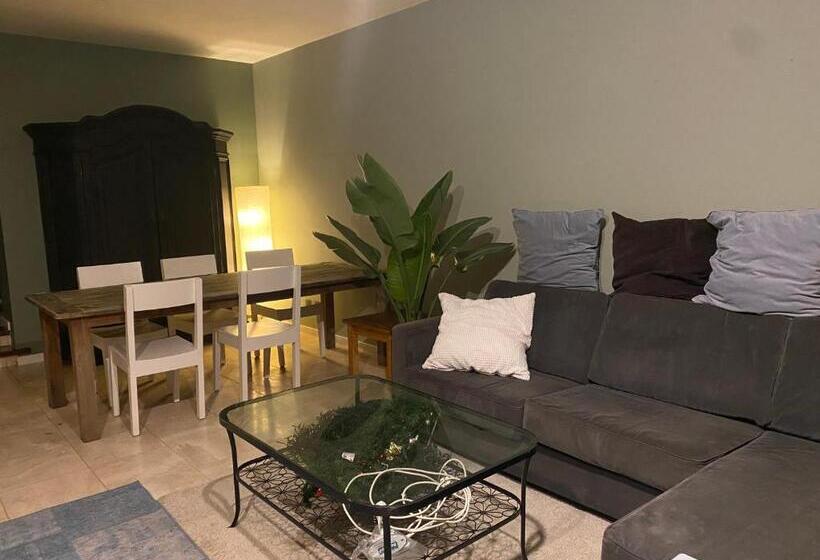 Семейный Номер, Bed And Breakfast Carma Arnhem