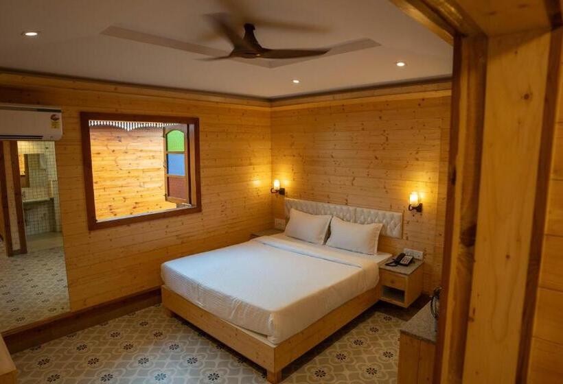 带大床的高级房间, Grace Exotica Goa
