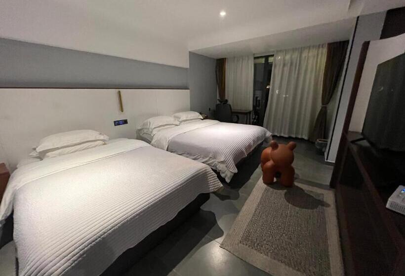 Семейный Номер, Phoenix Best River View B&b