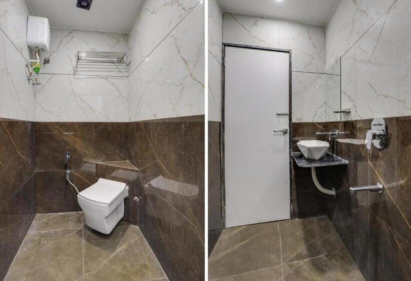 اتاق کلاسیک سه تخته, Oyo Hotel Rooms
