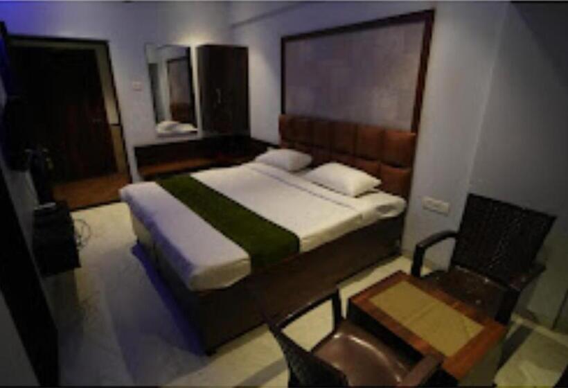 Номер Deluxe Кровать Кинг, Modi Samrat Aurangabad