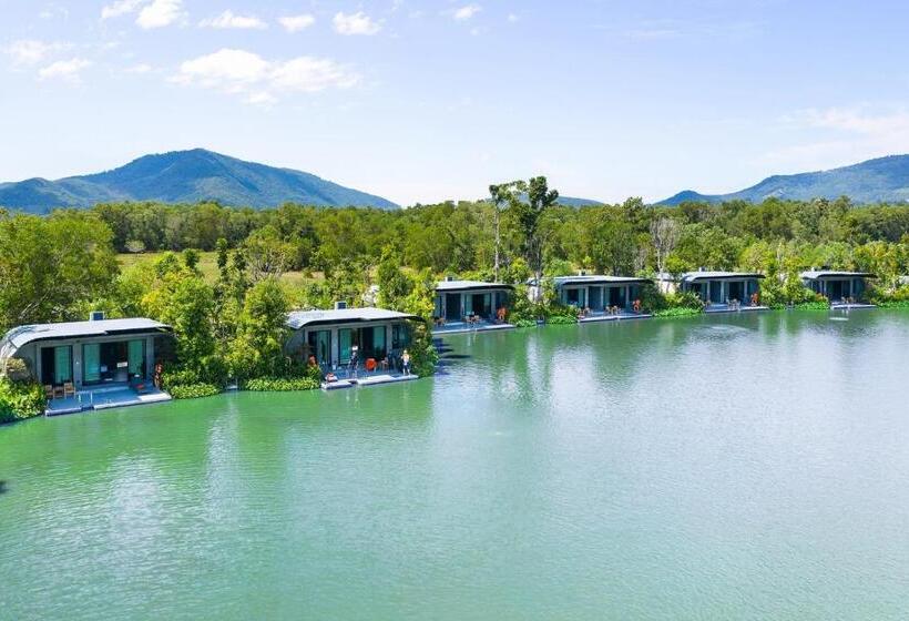 اتاق سوپریور با تخت بزرگ, Samui Fishing Club And Resort