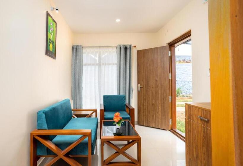 스탠다드 룸 풀장 전망, Le Serene Munnar Resorts & Spa