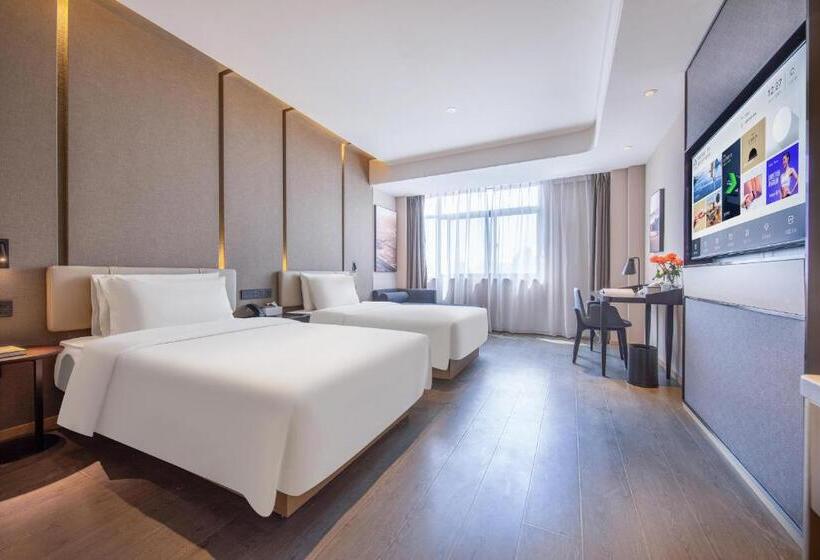 Номер Superior, Atour Hotel Hefei Pearl Plaza Huijin Business Center