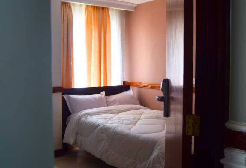 اتاق استاندارد, Conrad Hotel   Kitengela