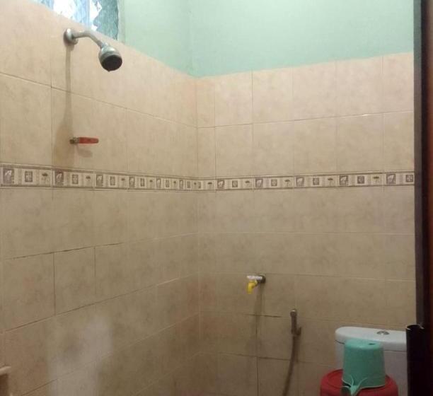 Номер Стандарт, Oyo 93286 Yellow House Syariah