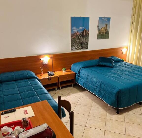 Chambre Triple Confort, Vico Alto Siena