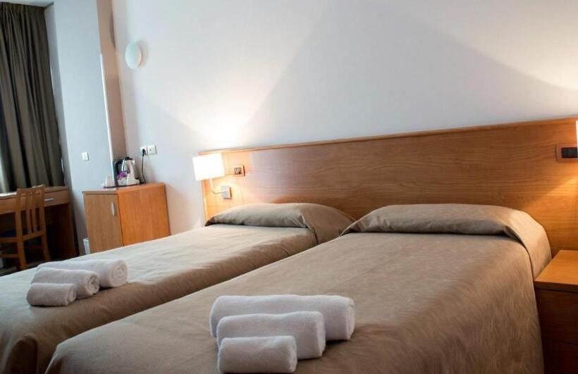 Chambre Triple Confort, Vico Alto Siena