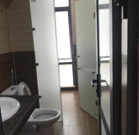 اتاق لوکس چهار تخته, Quỳnh Hương Hotel Phú Thọ