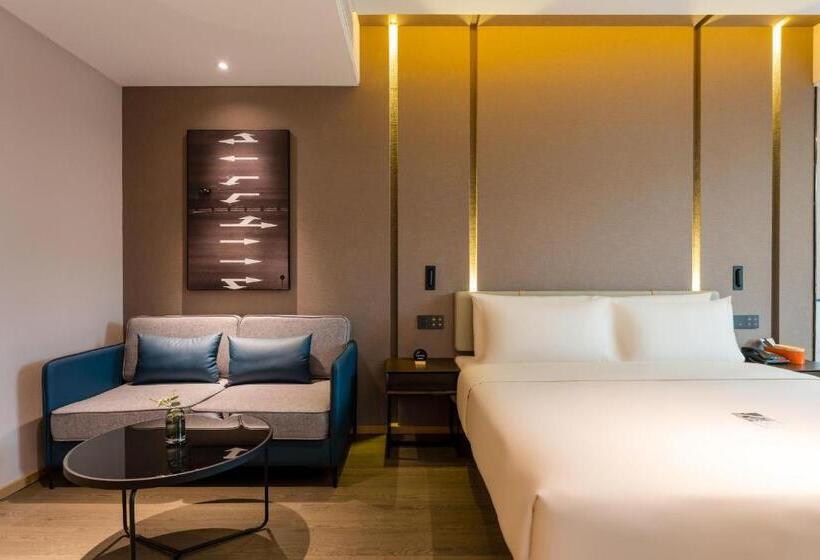 سوییت سوپریور, Atour Hotel Chongqing Tiandi Netease Cloud Music