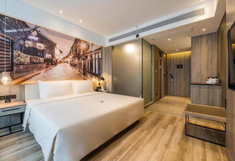 Номер Стандарт, Atour Hotel Ningbo Laowaitan