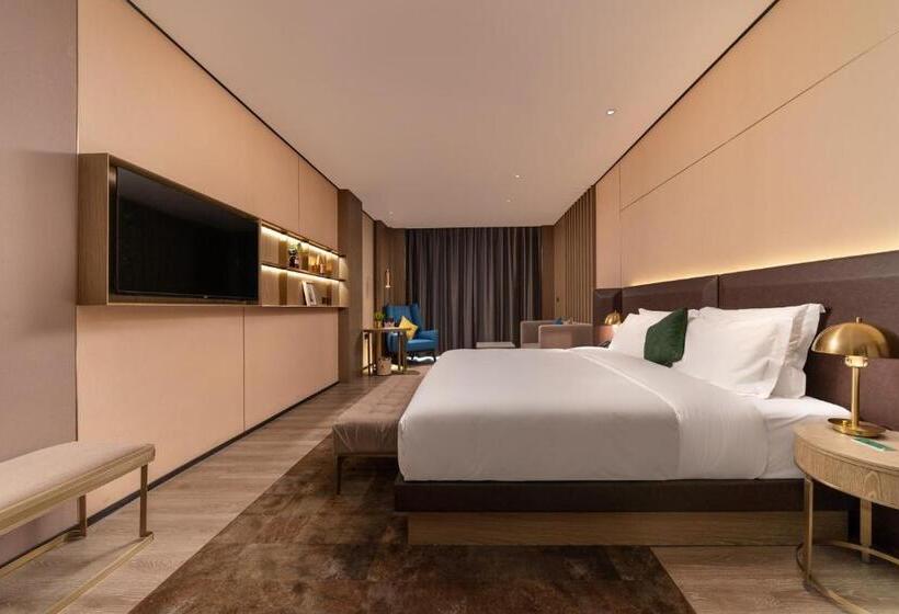Номер Deluxe Кровать Кинг, Echarm Plus Hotel   Foshan Smart New City Zhangcha Metro Station Branch