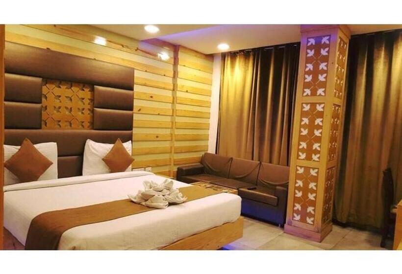 Family Suite, The Golden Oyster, Dehradun