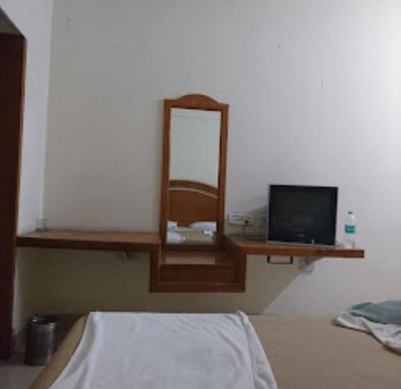 Номер Стандарт, The Grand 3star Sindhu Hotel, Mahbubnagar