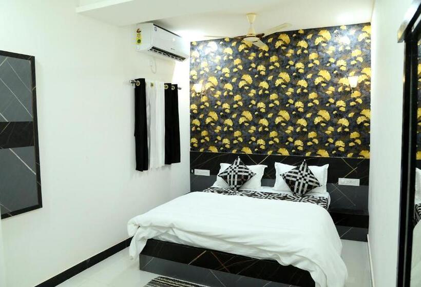 Номер Deluxe, The Travel Bug Jaisalmer