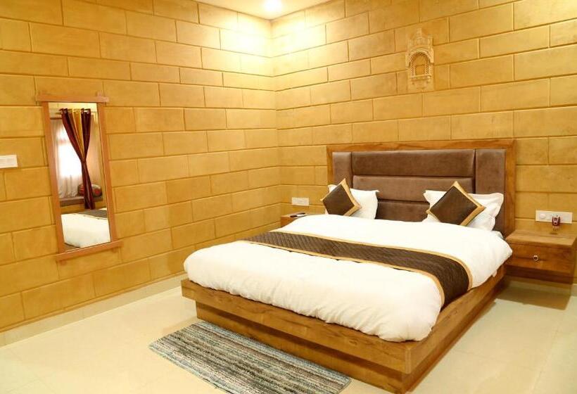 جناح مزوَّد بشرفة, The Travel Bug Jaisalmer